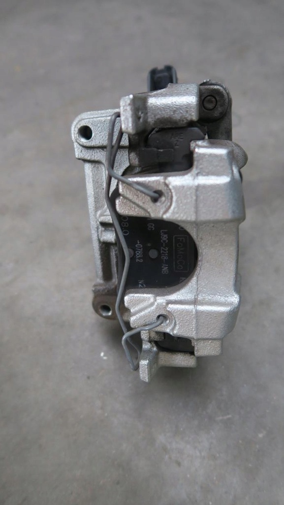 фото №5, Ford mustang mach-e суппорт задняя задний левый