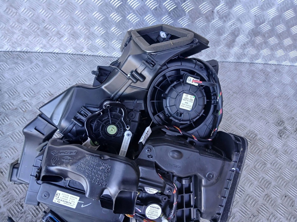 фото №5, Renault koleos ii отопитель воздуходувка 272700945r 2022r