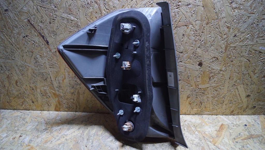 фото №8, Лампа правий задня honda fr-v