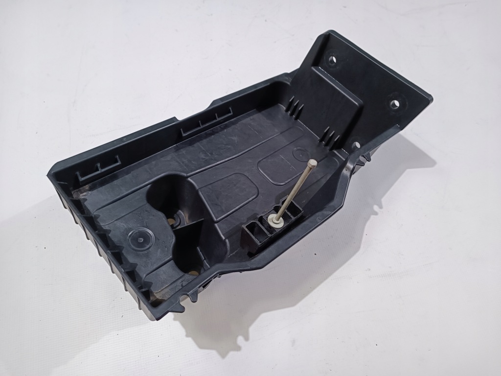 фото №1, Основание кронштейн аккумулятор ford explorer 2020-