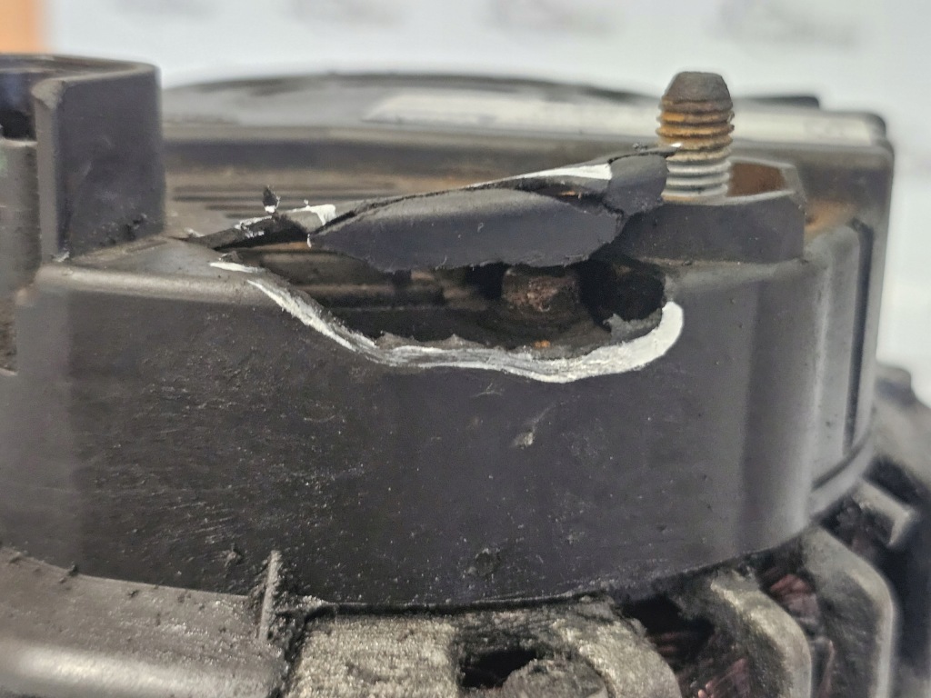 Trafic vivaro master 2.5 dci g9u730 135km 06r генератор 8200206251 Доставка