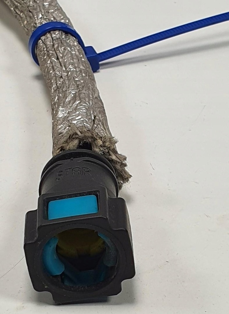 фото №3, Шланг пального aston martin rapide 6.0 v12