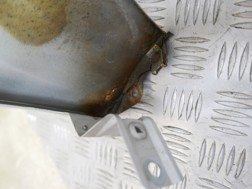 фото №16, Audi a8 d2 99-02 крыло левый перед ly7w доставка