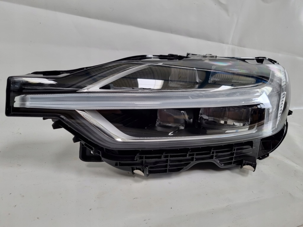 фото №1, Volvo xc60 ii левая лампа full led 32133548