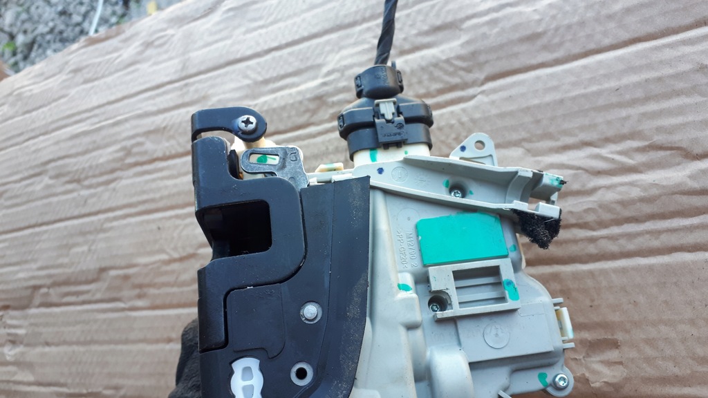 фото №8, S4 b8 a4 замок двері правий перед europa 5pin