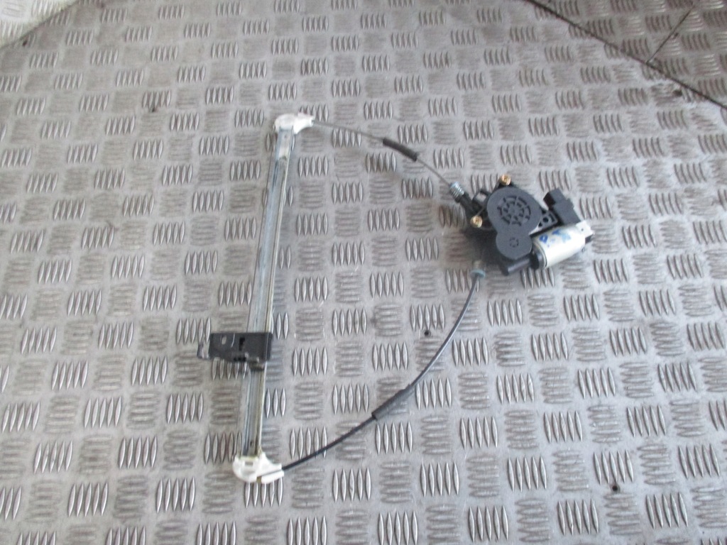 фото №8, Механизм стекло правый задняя mazda 6 02-06 hb