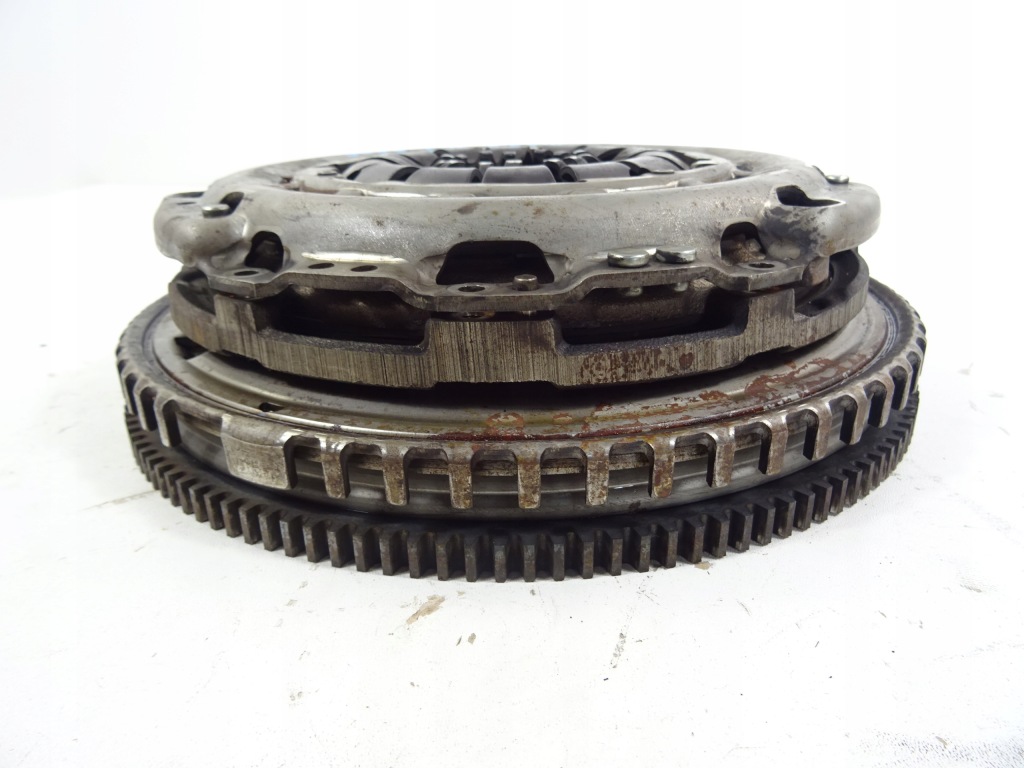 Juke f15 lift 1.2 dig зчеплення комплект 302100495r 301013644r 123104345r в Україні