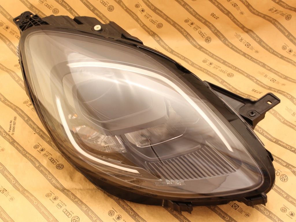 фото №1, Ford puma mk2 ii 19+ лампа pół led kpl