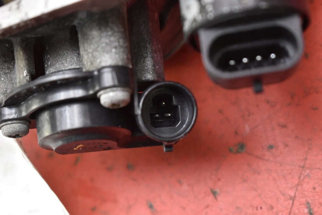 фото №8, Дросельна заслінка 9430060036 chevrolet evanda 2.0 16v 131 km 04-06