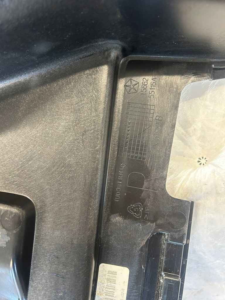 фото №9, Jeep cherokee kl 3.2 trailhawk 2014 usa обшивка багажника лівий правий