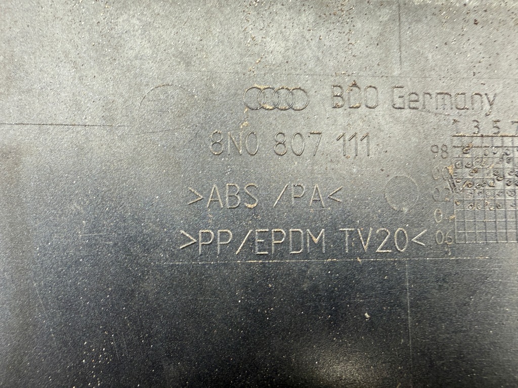 фото №11, Бампер перед передний audi tt 8n 8n0807111