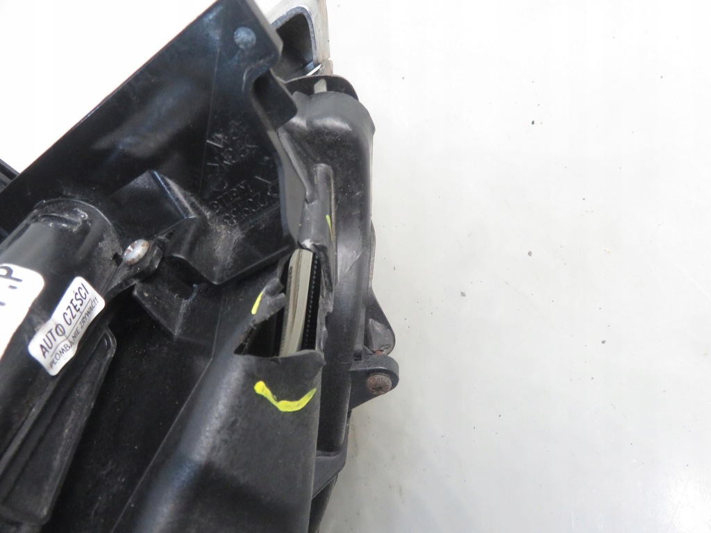 фото №9, Лампа правая передняя subaru legacy iv 10020959