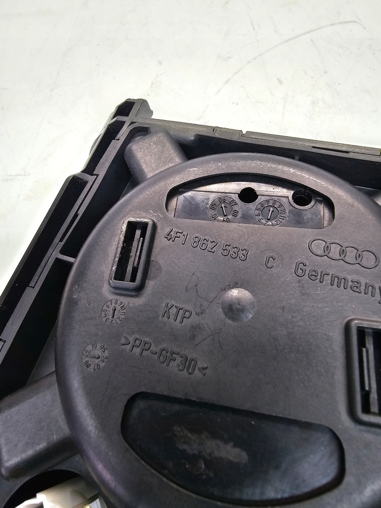 фото №7, Кронштейн na кружка audi a6 c6 4f1862533c europa