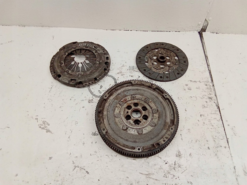 фото №1, Volkswagen caddy 2004 зчеплення / комплект