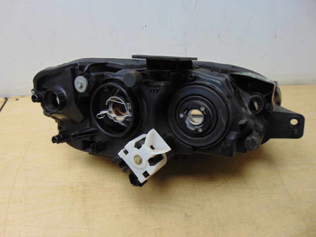 фото №10, Лампа левая mazda mx5 iii lift 09- оригинал europa