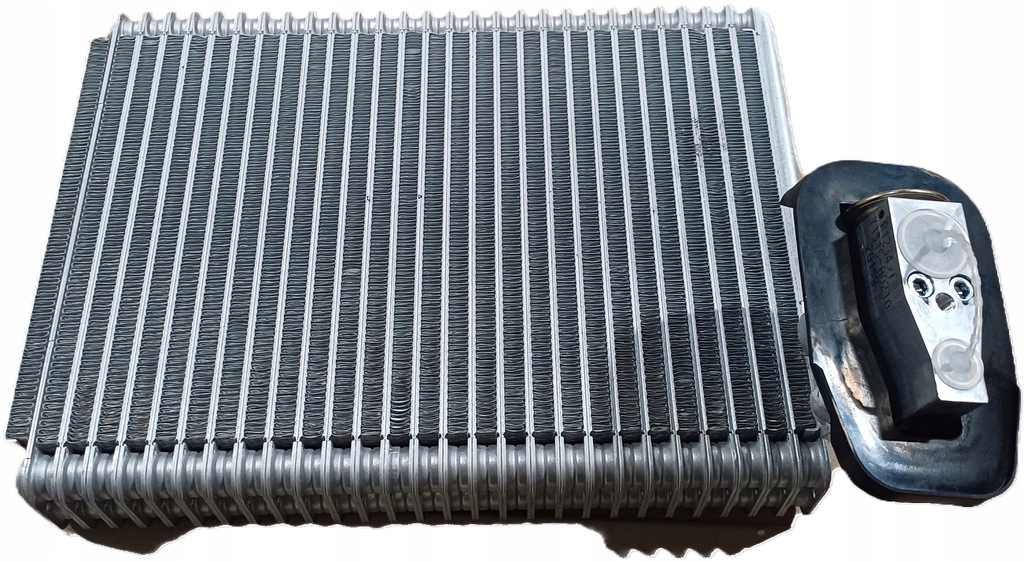 фото №1, Испаритель кондиционера scania r od 2017r оригинальный номер 2879041 – / оригинал