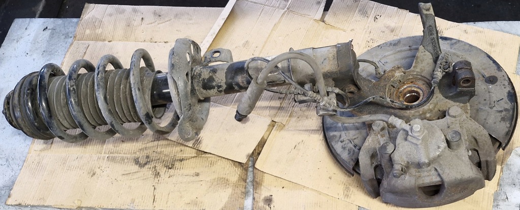 фото №1, Амортизаторна стійка амортизатор перед лівий передній opel meriva b