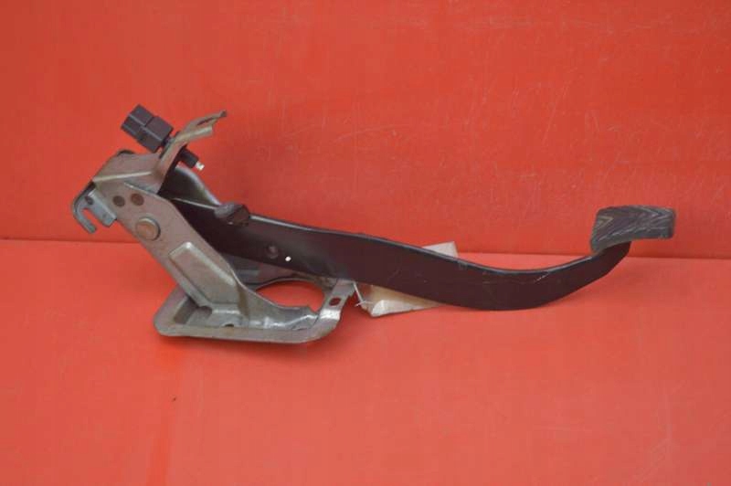 фото №4, Педаль педали тормоз mitsubishi lancer 7 vii 03-11