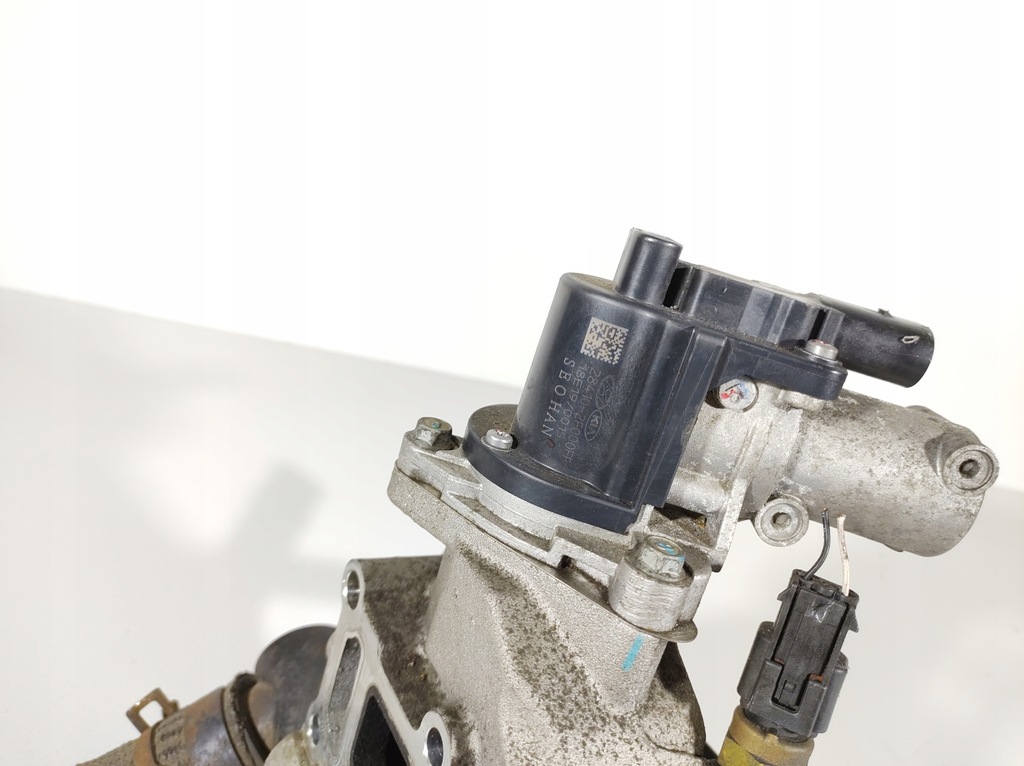 фото №10, Kia sportage iii 2.0 crdi 10- клапан egr