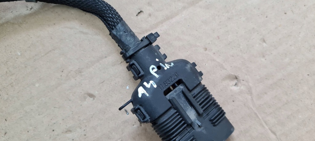 Jeep grand cherokee wl 2022 штекер колодка входная бампера правая перед в Украине