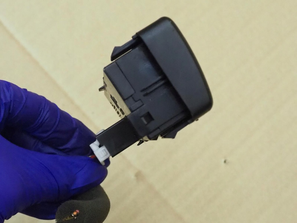 фото №12, Isuzu trooper ii 99-02 monterey i годинник