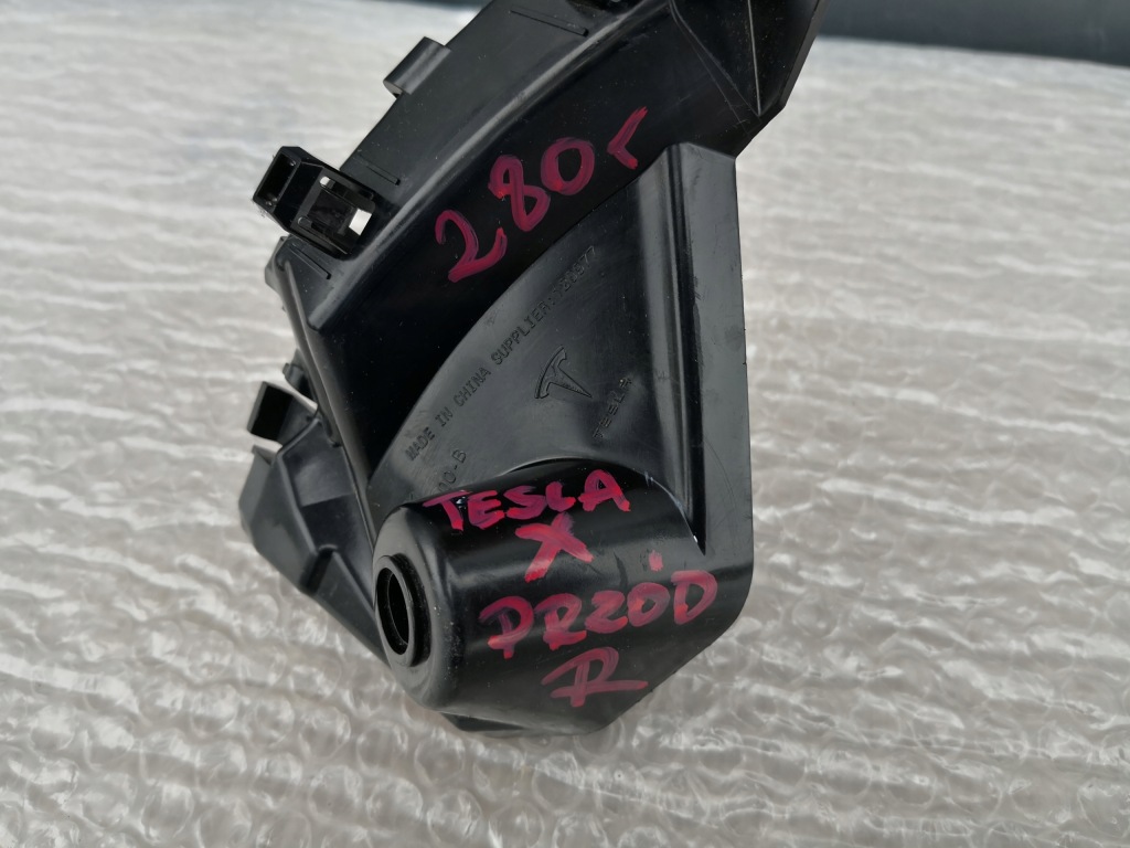 фото №9, Кронштейн направляющая бампера правый перед tesla model x