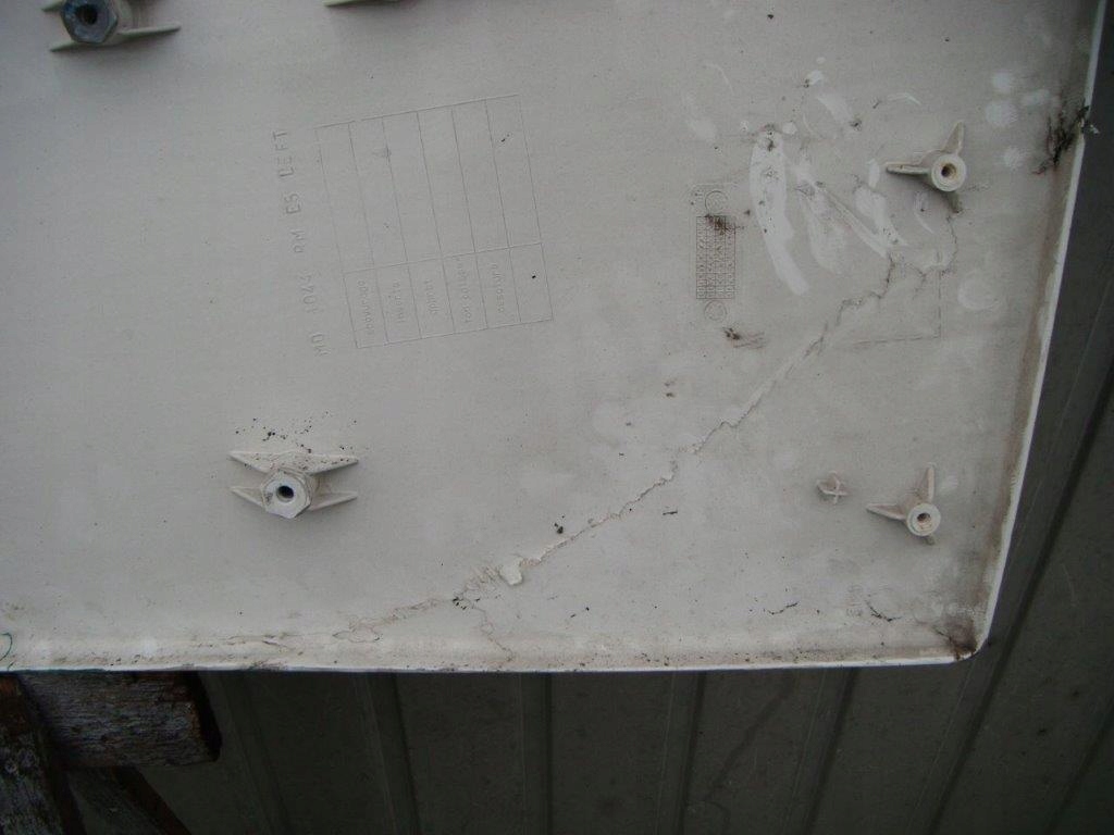 Renault range t ветровик кабины левая 82280784 в Украине