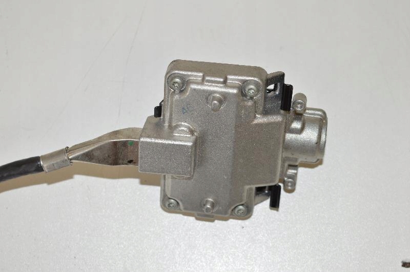 фото №2, Mercedes s350 w221 2008 lhd камера передня nocna