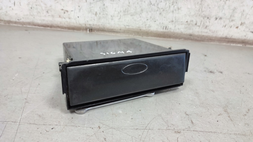 фото №1, Бардачок консоли mitsubishi sigma 91-96