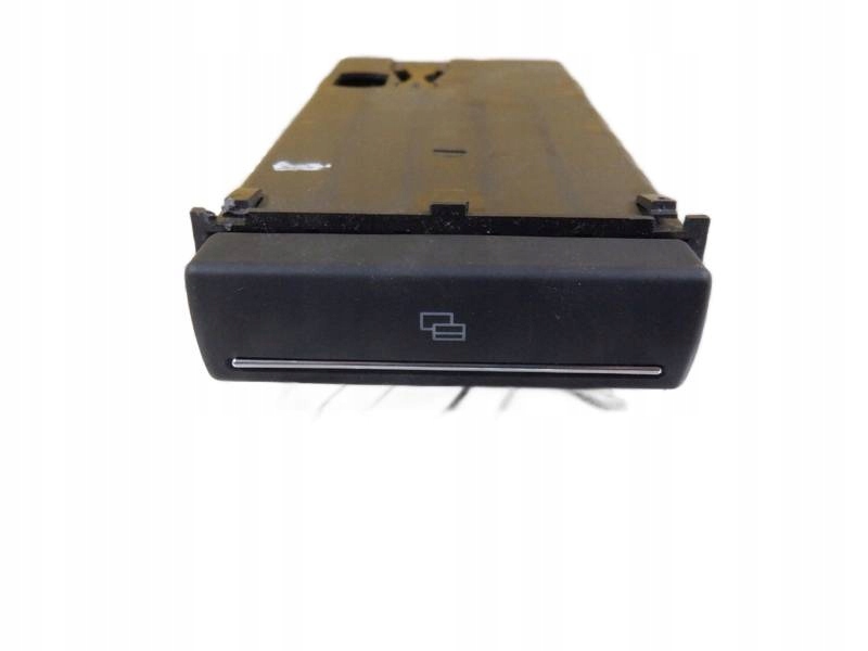 фото №1, Audi a3 8p бардачок ящик 8p0941561e