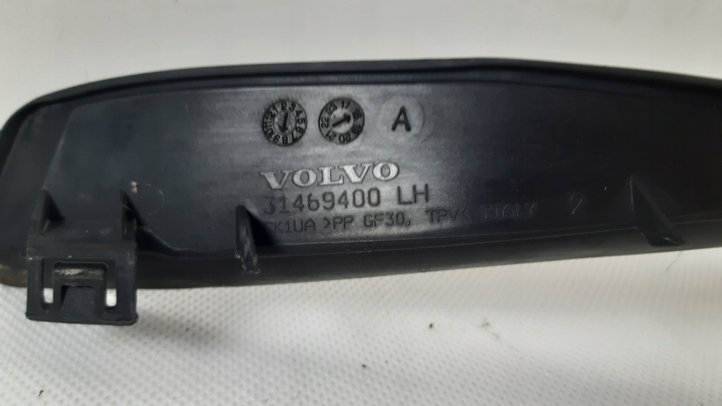 фото №8, Volvo v60 ii молдинг скло лобове ліва 31469400