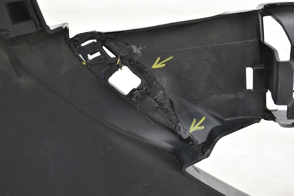 фото №11, Бампер передний перед peugeot 208