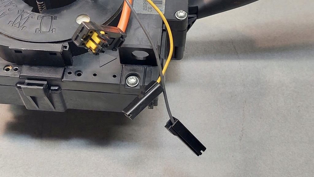 фото №10, Переключатель комбинированный citroen c2 1.4 b 96576773xt