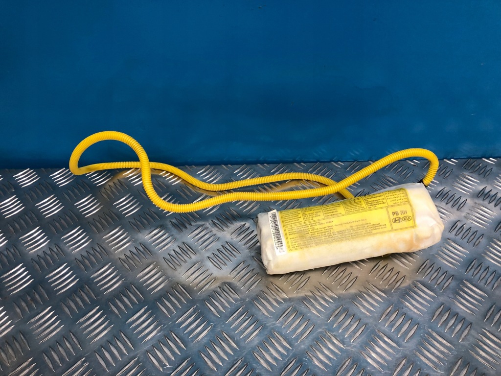 фото №1, Hyundai i20 lift 12- правая подушка сиденье правого