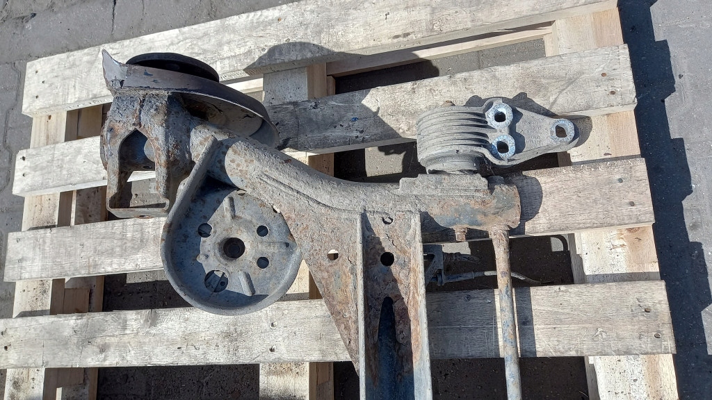 фото №13, Балка подвеска задняя audi a6 c5 98r sedan