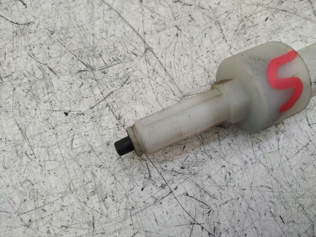 фото №3, Датчик сцепления alfa romeo 166 2.4 jtd