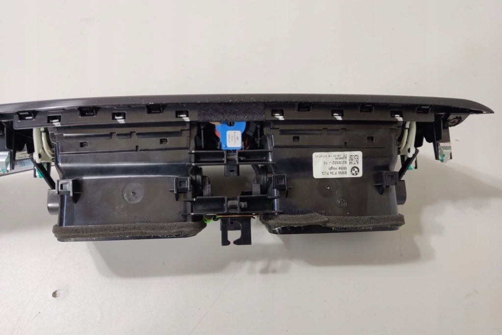 фото №9, Комплект молдинг внутренних bmw 3 f30, f80 9231218 3.0l дизель 2016