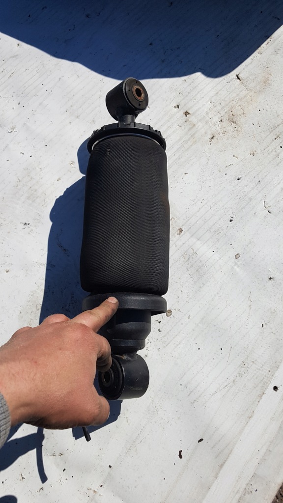 фото №1, Подушка амортизатор підвіска кабіни перед права man tgx tgs euro 5 , 6