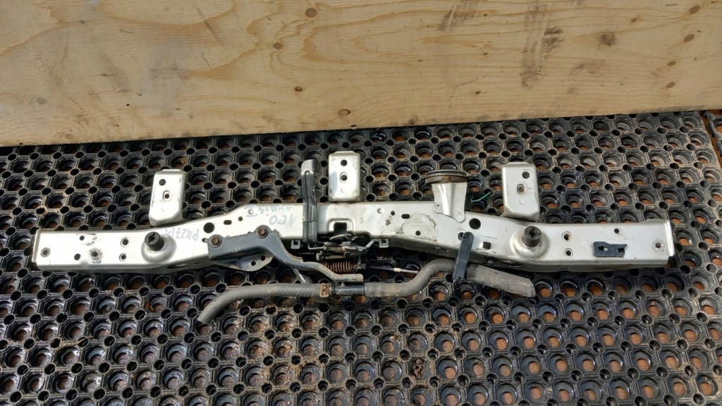 фото №1, Toyota auris i pas передній підсилювач балка верхній 1c0