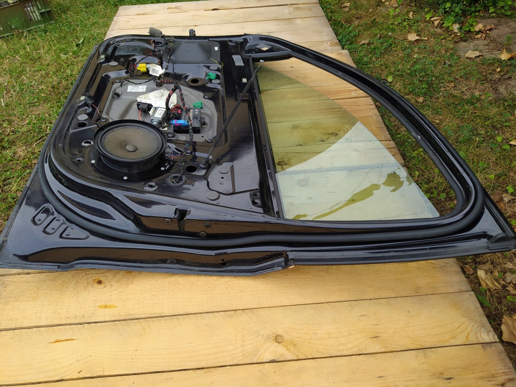 фото №13, Дверь перед правый - skoda superb ii