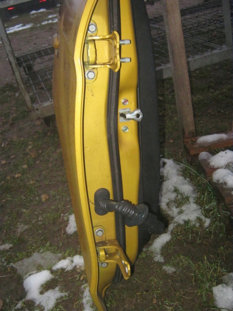 Купить Петли дверь y35 жёлтый mitsubishi space star 2 3 2013-2026