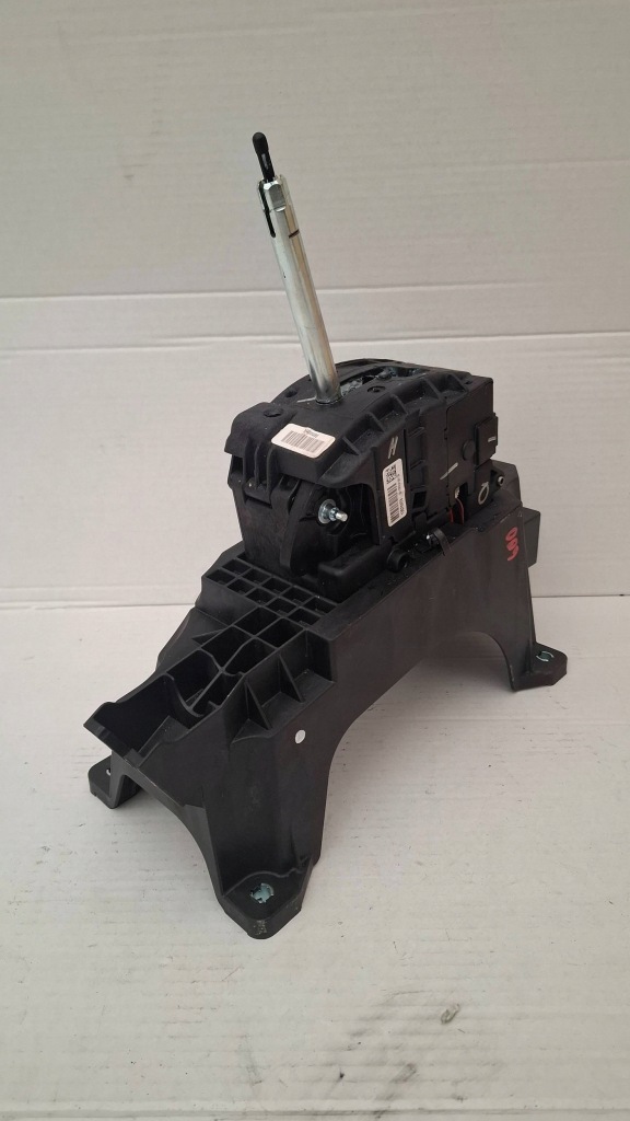 фото №1, Opel insignia b 2018 домкрат перемикання передач 13576878