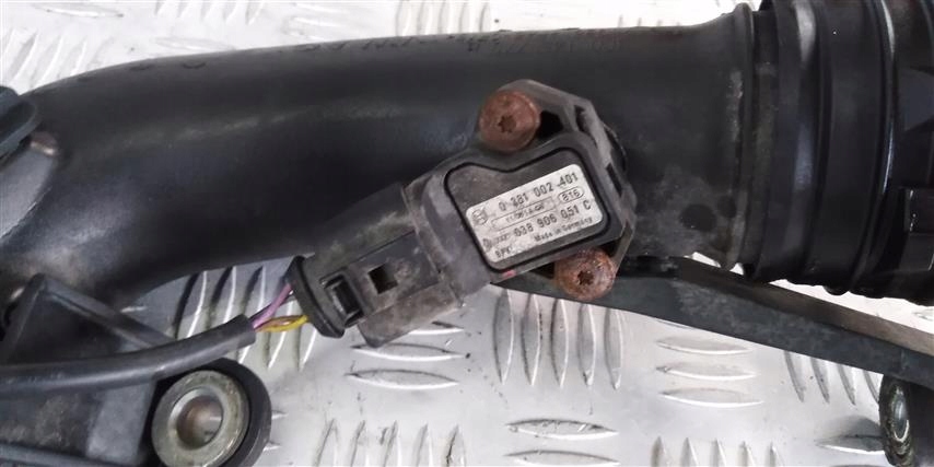 фото №3, Seat leon ii 2.0 tdi труба воздуха 3c0145770h