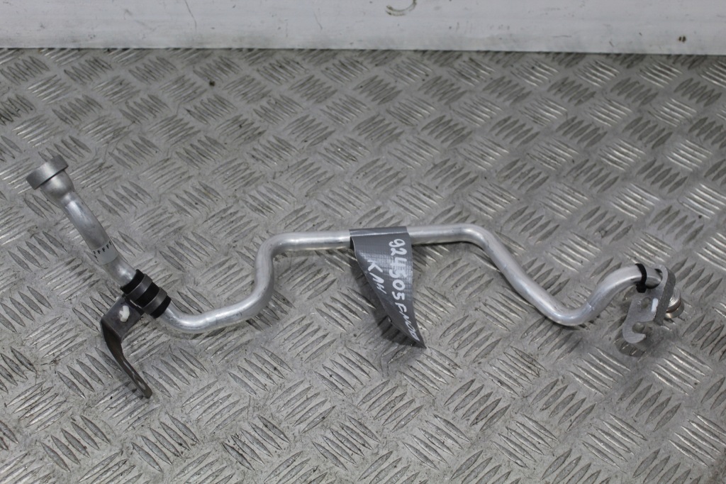 фото №1, Nissan оригінальний номер 924505fn0b шланг кондиціонера wąż