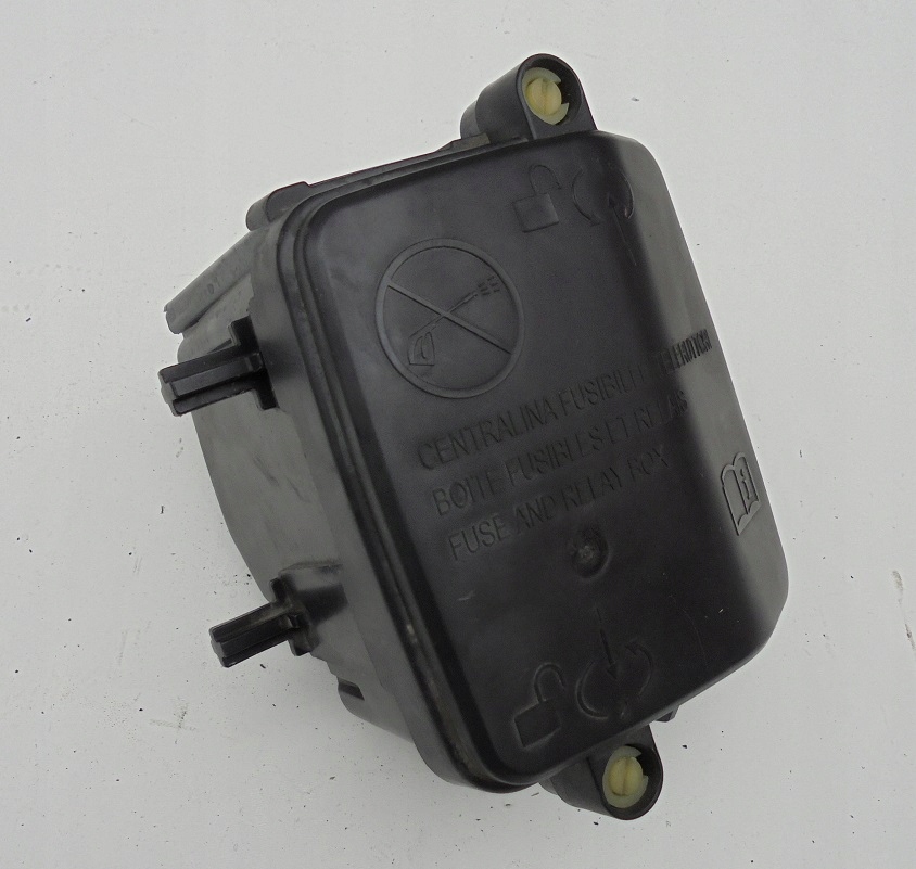 фото №1, Alfa giulia корпус коробка корпус запобіжників