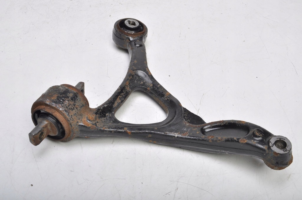 фото №1, Volvo xc90 рычаг правый перед 8646614