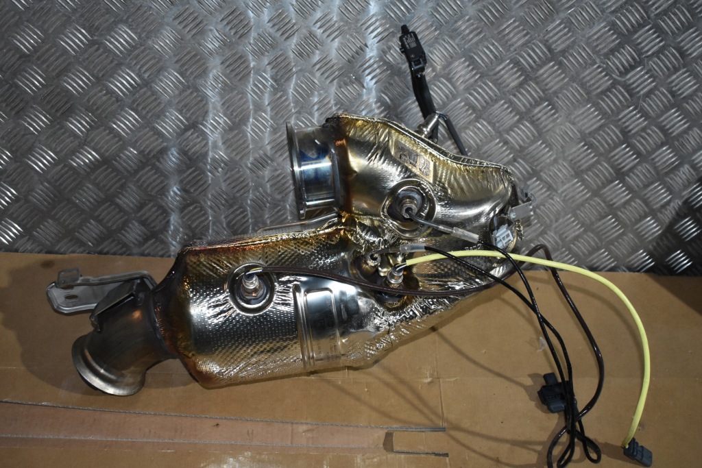 Idealny катализатор фильтр dpf mercedes 254920 1 9 Недорого