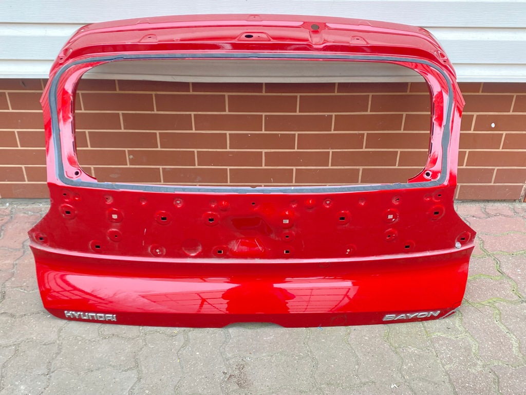 фото №1, Hyundai bayon кришка багажника задня багажника