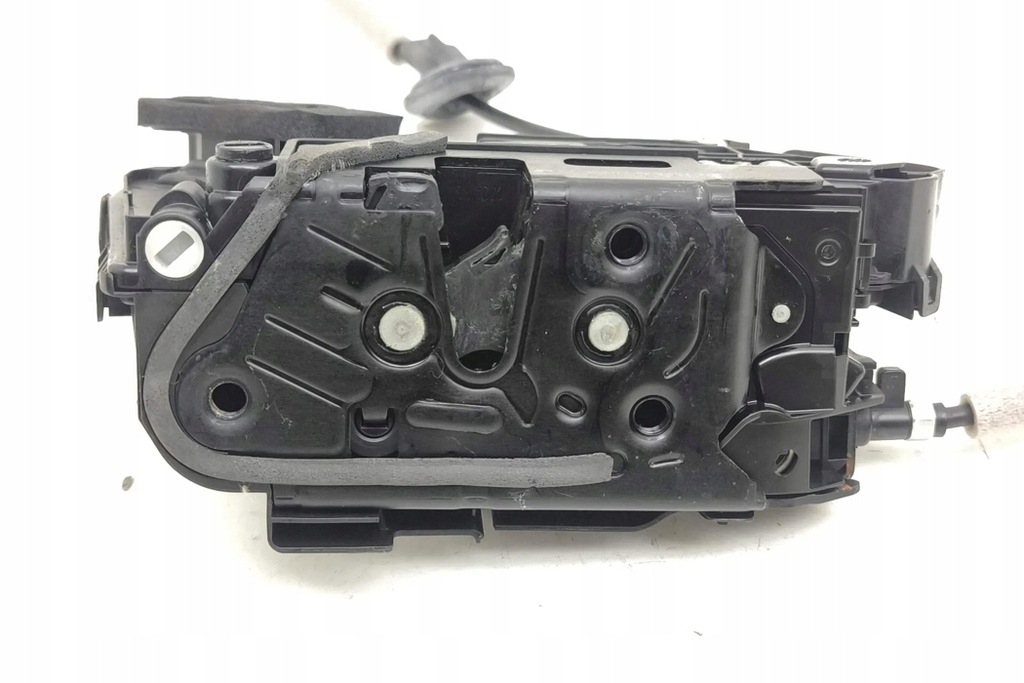 фото №8, Замок задних левых дверь vw id.3 e11 5ta839015k electric 107kw 2020