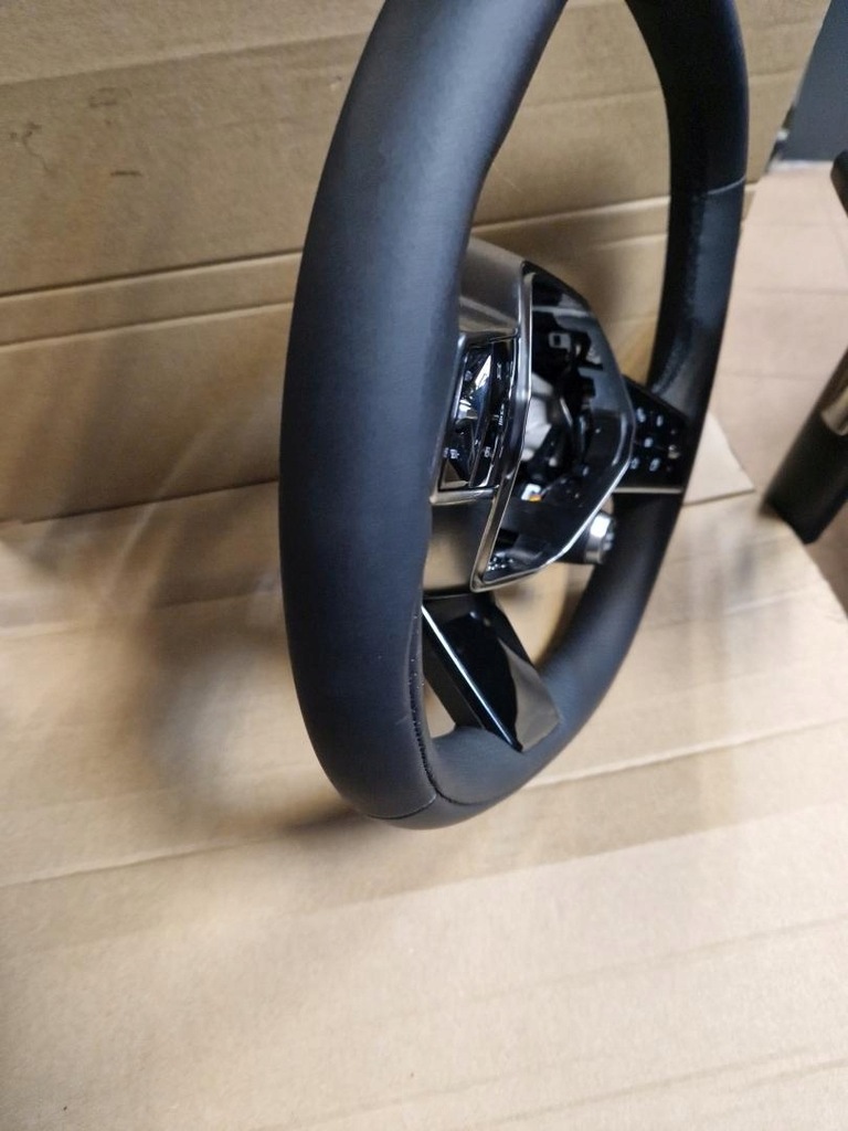 фото №7, Воздуховод кожа e-tech renault megane iv